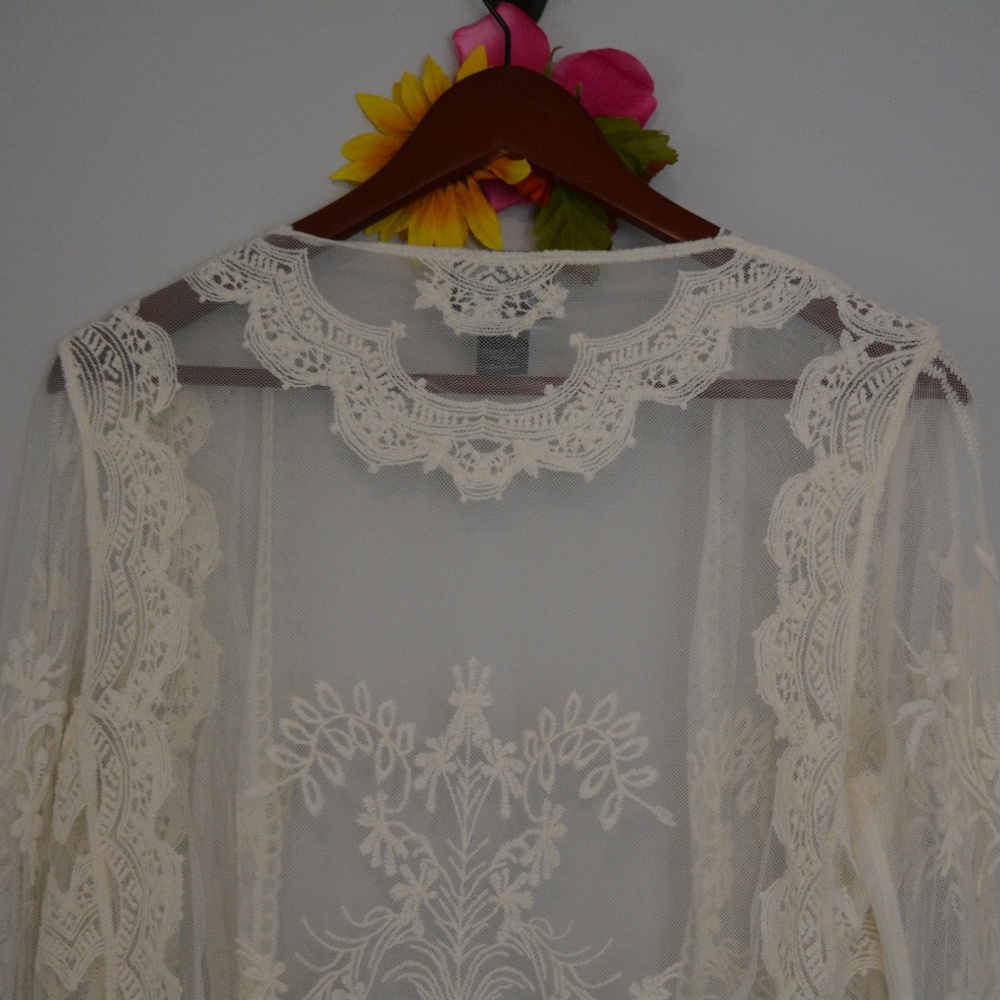 🔥 SALE 🔥 Angie Lace Cream Jacket Blouse S - Picture 6 of 8